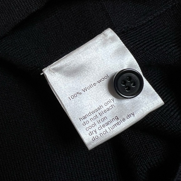 Akris Punto Lightweight Wool Sweater/Cardigan. Black White Striped. Size 4 - Picture 5 of 6